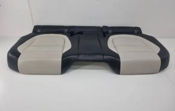Jaguar F-Pace Rear seat 