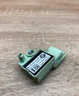 BMW 5 E60 E61 Airbag deployment crash/impact sensor 9118167 5WK43865