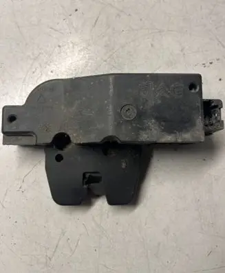 Tailgate/trunk/boot lock/catch/latch