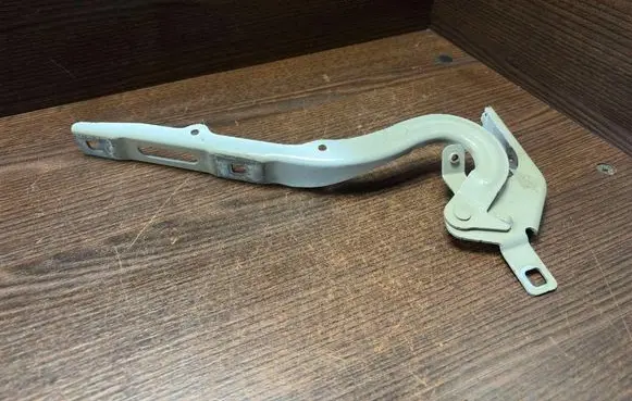 Toyota Proace Engine bonnet/hood hinges 9823131780