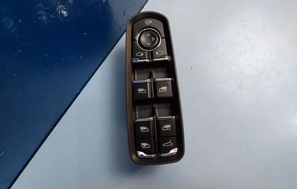 Porsche Cayenne (92A) Electric window control switch 7PP959858RDML