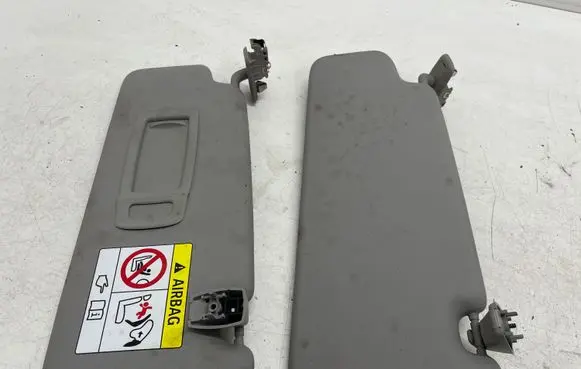 BMW X1 F48 F49 Sun visor 7452554
