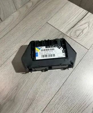 Mercedes-Benz S W220 Door control unit/module 2208216279 03463093