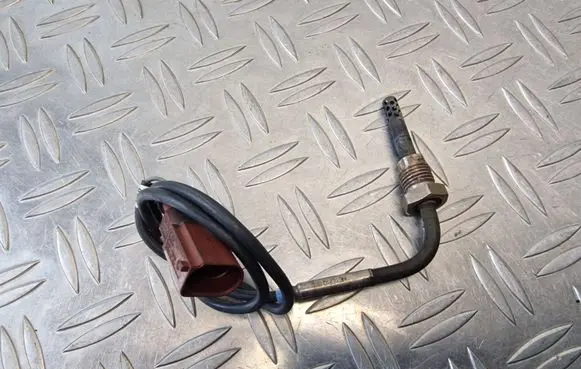 Audi A4 S4 B7 8E 8H Exhaust gas temperature sensor 03G906088