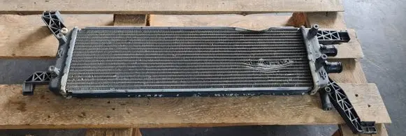 Maserati Quattroporte Coolant radiator 16474838 670003406