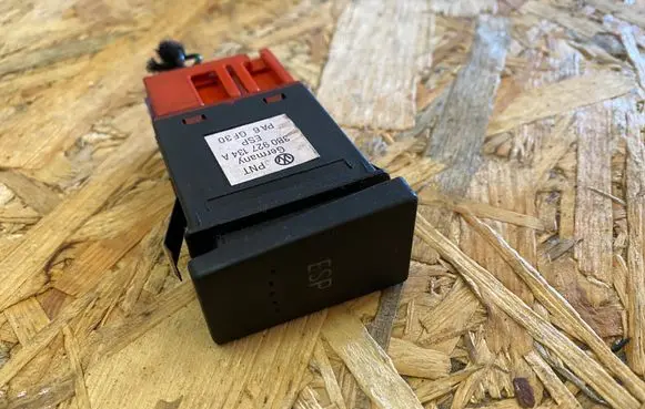 ESP (stability program) switch