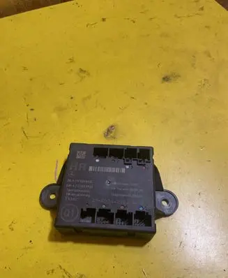 Mercedes-Benz E W212 Door control unit/module A2129004006 2129004006