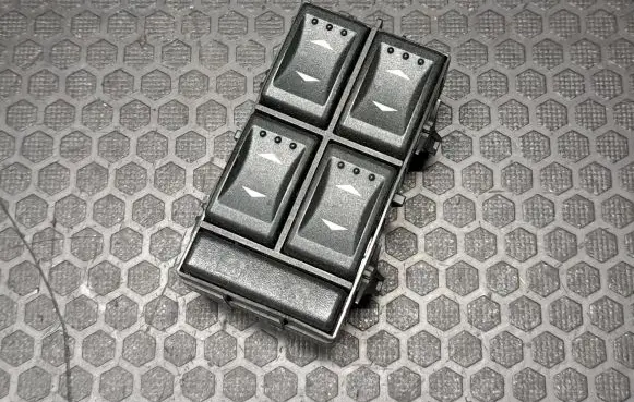 Ford Mondeo Mk III Electric window control switch 3S7T14A132BA