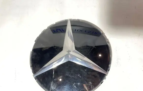 Mercedes-Benz ML W166 Manufacturer badge logo/emblem A0008880111 935000 190904A0