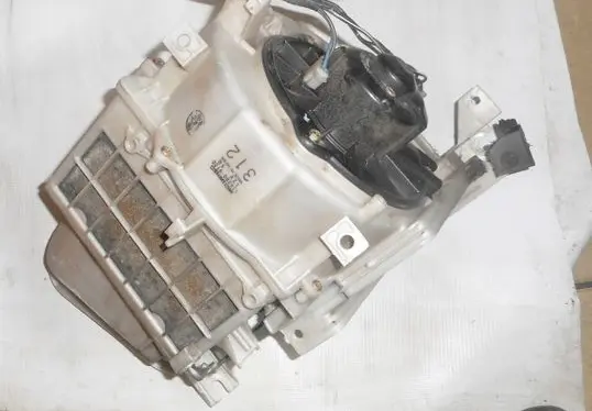 Mitsubishi Pajero Interior heater climate box assembly 1162009130