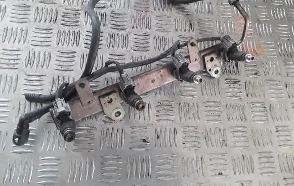 Nissan X-Trail T31 Fuel injectors set FBJC101