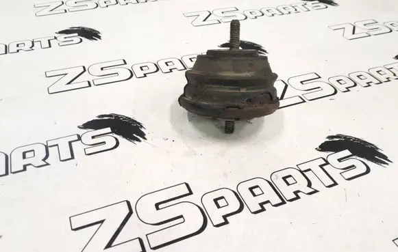 BMW 5 E39 Engine mount bracket 1095517