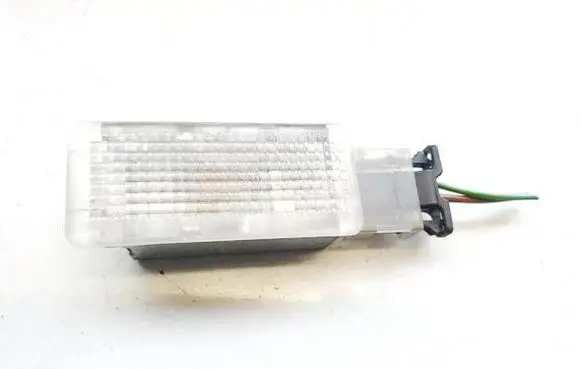 Volkswagen PASSAT B6 Other interior light 7L0947415