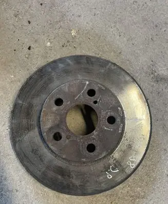 Toyota Avensis T220 Front brake disc