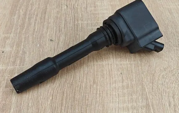 BMW 5 G30 G31 G38 High voltage ignition coil 8643360