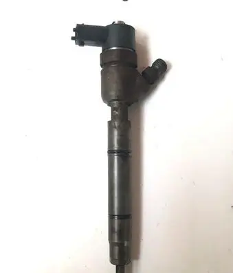 Hyundai i30 Fuel injector 00409 3732 338002A900