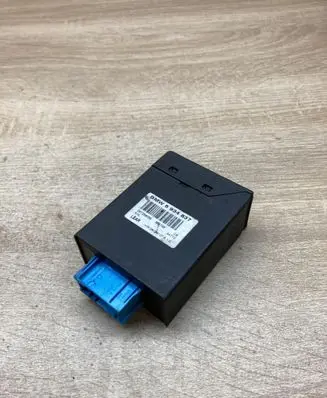 BMW X3 E83 Light module LCM 6934837