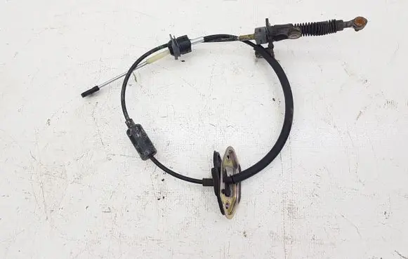 Hyundai Tucson TL Gear shift cable linkage