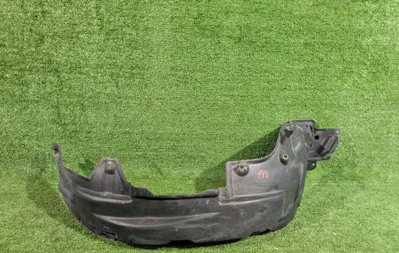 Toyota RAV 4 (XA30) Front wheel arch liner splash guards 