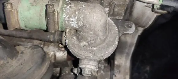 Chrysler Voyager Engine coolant pipe/hose