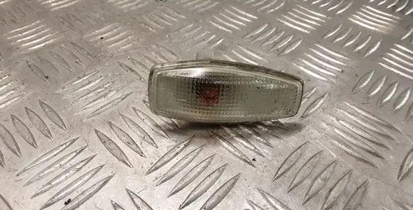 KIA Sportage Front fender indicator light