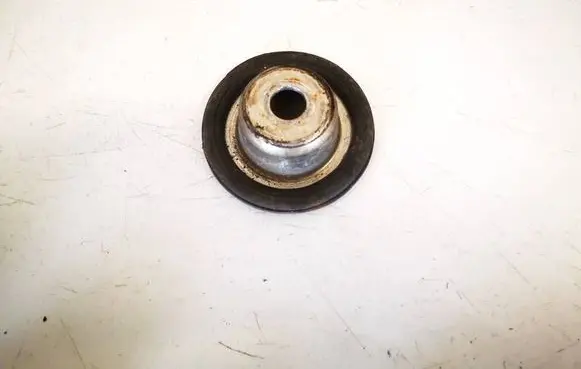 Volkswagen Cross Polo Front coil spring rubber mount 1j0412319c