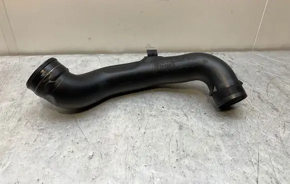 Intercooler hose/pipe