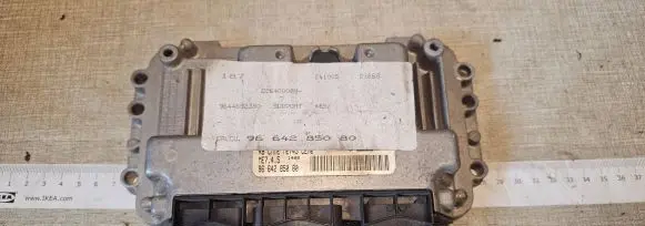 Citroen C4 I Engine control unit/module 9664285080