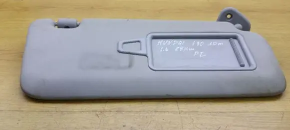 Hyundai i30 Sun visor