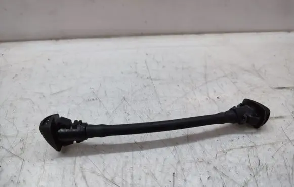 Hyundai Tucson TL Windshield washer spray nozzle 