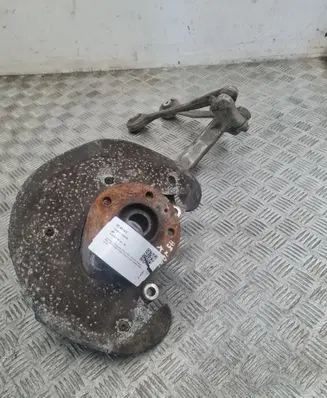 Audi A5 8T 8F Front wheel hub