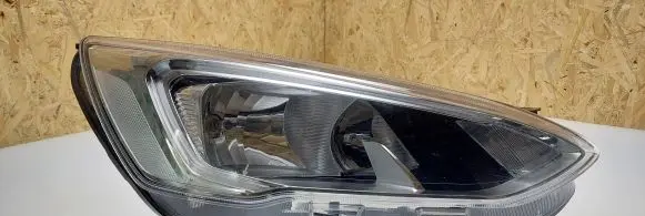 Ford Focus Headlight/headlamp JX7B13W029AE 3739360
