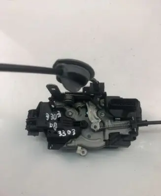 Volvo V40 Coupe door lock (next to the handle) 31440391