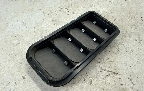 Audi Q3 F3 Quarter panel pressure vent 7NO819465E