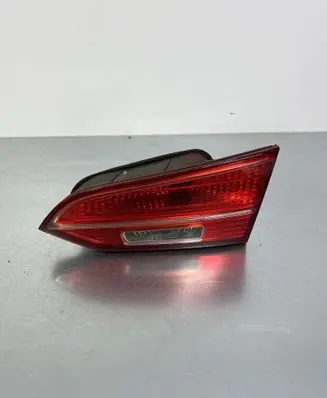 Hyundai Santa Fe Tailgate rear/tail lights 924062W0