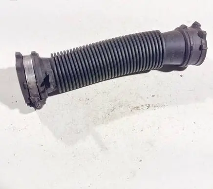 Renault Megane III Air intake hose/pipe