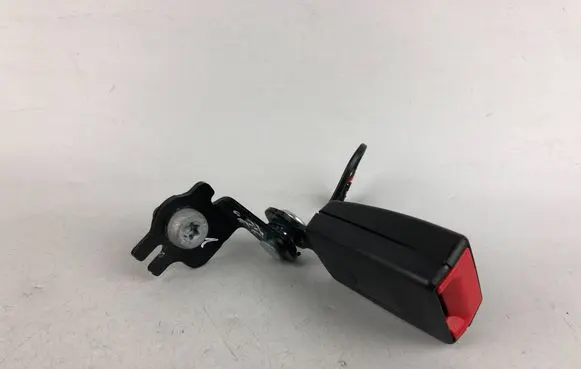 Mini One - Cooper F56 F55 Rear seatbelt buckle 7362070