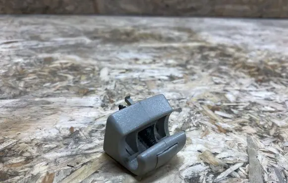 Mercedes-Benz CL C216 Sun visor clip/hook/bracket 