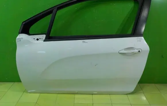 Peugeot 208 I Front door PRZOD 17AB137 A99950A3B054498C8