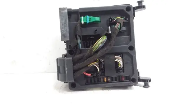 Seat Alhambra (Mk1) Fuse module 7M0971882A XM2114A212AA