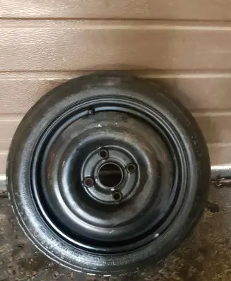 Volkswagen Golf II R14 spare wheel 811601025M