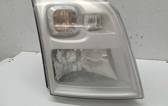 Ford Transit Headlight/headlamp 6C1113W029