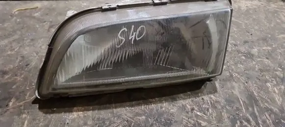 Volvo S40, V40 Headlight/headlamp 14556100