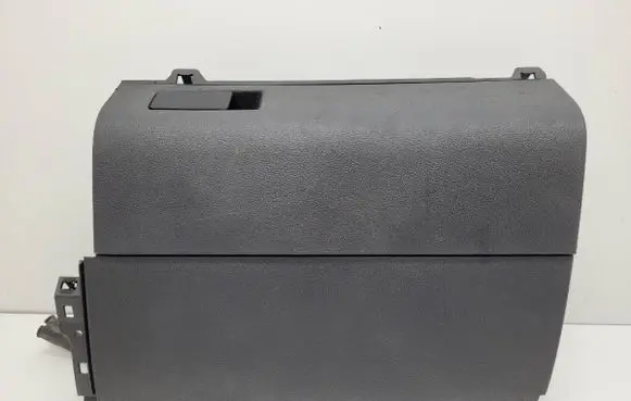 Volkswagen Touran I Glove box 