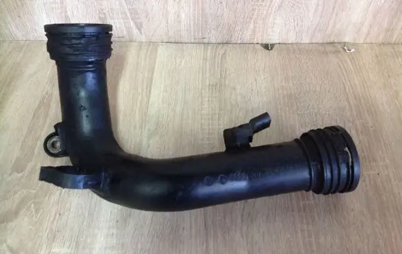Volkswagen Golf V Intercooler hose/pipe 1K0145770D
