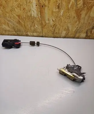Ford Mondeo Mk III Front door lock 