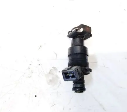 Ford Ka Fuel injector 95bfbc