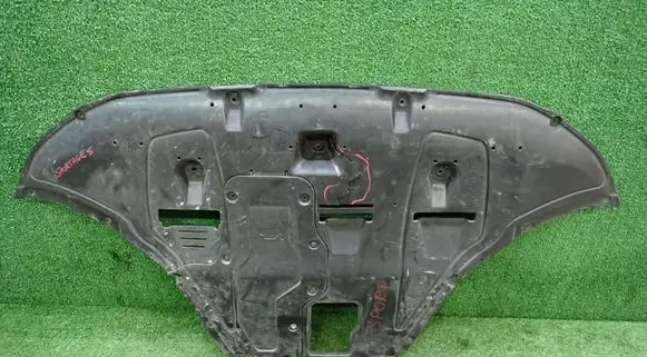 KIA Sportage Engine splash shield/under tray 