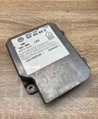 Volkswagen PASSAT B5.5 Airbag control unit/module 6Q0909605B
