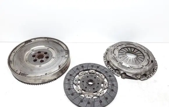 Volvo S60 Clutch set kit 6G916477CA BG917550CA BG91CA1401